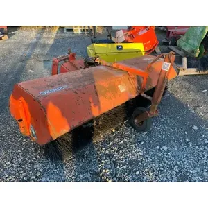 Kubota L2062C Farm Road Sweeper Perfecto Estado con Core Motor Componentes y Motor Incluido - Product Image 1