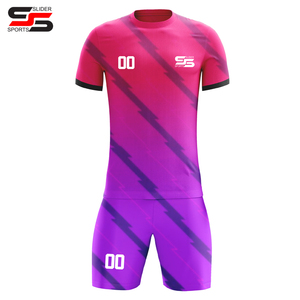 Maillot de football d'été entièrement sublimé de haute qualité, séchage rapide, design personnalisé, uniforme de football imperméable et respirant pour l'entraînement d'équipe - Product Image 3