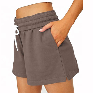 Shorts de sport en polyester French Terry respirants, coupe-vent et à séchage rapide pour femmes, personnalisables OEM, haute qualité - Product Image 3