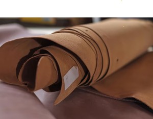 Cuir pleine fleur tanné végétal 100 % écologique, tissu tanné à chaud, couleurs personnalisées, séchage rapide, pour la fabrication de chaussures et de ceintures - Product Image 5