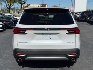 Toyota Grand Highlander Limited AWD 2024 Usado en Excelentes Condiciones - Listo para Enviar - Product Image 4