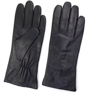 Gants en cuir tendance pour femmes, cuir de qualité supérieure, fabrication sur mesure, confortables, faciles à porter, produit en cuir tendance - Product Image 6