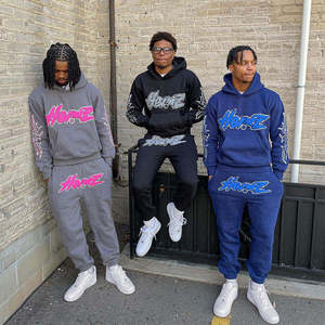 Sudadera con capucha de gran tamaño diseñada para la moda callejera moderna que proporciona comodidad y un ajuste elegante y relajado para el uso diario - Product Image 5
