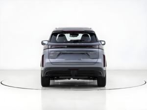 Vente en gros de voitures d'occasion chinoises 2025 7 Plus Boîte de vitesses manuelle Transmission intégrale Cuir R18 Norme d'émission Euro VI - Product Image 3