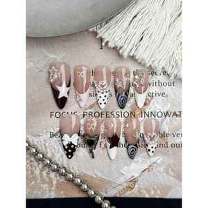 Midnight Starlet Press-On Nail Art, design élégant étoile de minuit pour embellir les ongles - Product Image 1