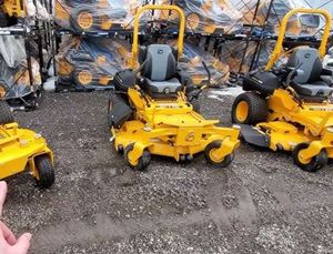 Compre el Cortacésped de Giro Cero Cub Cadet PRO Z Serie 700, Motor Potente de Grado Comercial, Plataforma Ancha, Confiable y Eficiente - Product Image 4