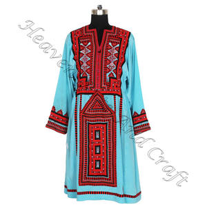 BDR078 Vintage Kutchi brodé à la main Balochi robe Vintage bohème du fournisseur indien Vintage broderie à la main bohème - Product Image 3