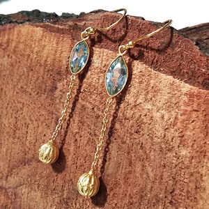 Boucles d'oreilles pendantes en forme de marquise facettée en topaze bleue naturelle, plaquées or sur argent, pour femmes, à porter pour les fêtes - Product Image 6