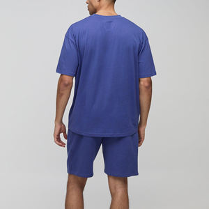 Vente en gros 2 pièces ensemble de jogging pour homme couleur unie col rond manches courtes t-shirt et ensemble court assorti survêtement homme logo imprimé personnalisé - Product Image 5