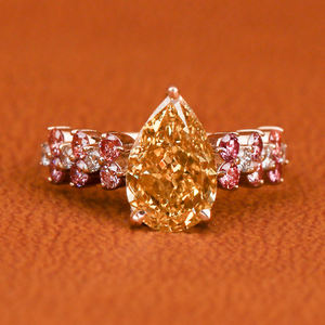 Luxueuse bague de fiançailles en or 18KT double diamant jaune poire coupe laboratoire créé avec pavé de réglage style classique-cadeau pour femme - Product Image 1