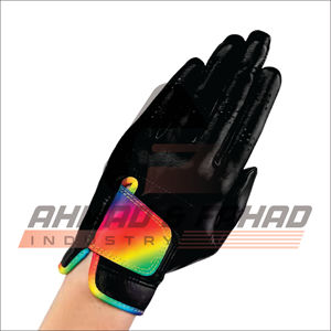 Gants de golf en cuir véritable Cabretta avec logo personnalisable avec caractéristiques respirantes et poignées pour une utilisation sportive - Product Image 2