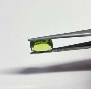 หินเพอริโดธรรมชาติคุณภาพสูงเบาะพลอย10X14มม. สำหรับทำเครื่องประดับอัญมณีหลวม - Product Image 2