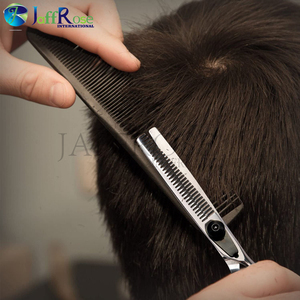 Ciseaux professionnels de coupe de cheveux de coiffeur en acier inoxydable de 6.5 pouces lame émoussée Durable avec outil de beauté de bord de rasoir - Product Image 2