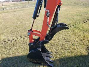 รถขุดขนาดเล็ก Kubota U35-4 แบบตีนตะขาบ น้ำหนัก 3.5 ตัน เหมาะสำหรับงานก่อสร้างและงานเกษตร - Product Image 6