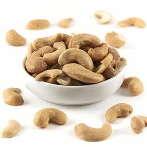 Noix de cajou crues naturelles grillées de qualité W320 pour une utilisation culinaire chez Affordab - Product Image 2