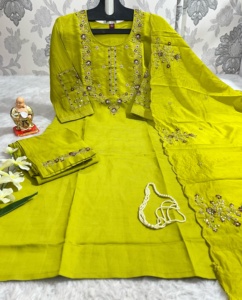 Fancy Evergreen Designer Outfit Viscose Kurti Pant Trabajo hecho a mano con Dupatta Compras en línea India a precio barato para la venta - Product Image 5