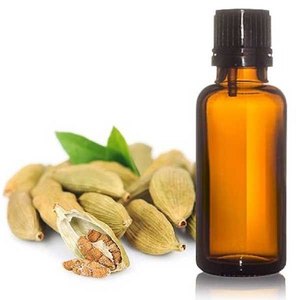 Factory Directly Supply 100% Pure Natural Organic Cardamom <b>Essential</b> <b>Oil</b> Top Quality Reasonable Price - Product Image 4