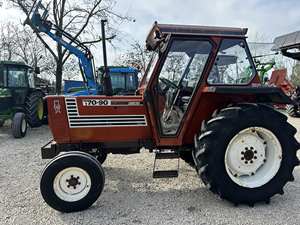 Tractor de Ruedas Fiat 80-90 DT de 90HP para Transporte con Remolque y Trabajo de Campo, 4001-6000 Horas - Product Image 4