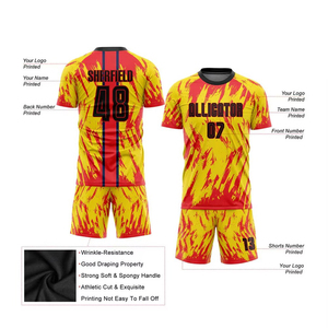 Conjunto de camiseta y pantalones cortos de fútbol personalizado, uniforme deportivo personalizado OEM para adultos y jóvenes, impresión por sublimación a granel, venta al por mayor, MOQ bajo - Product Image 5