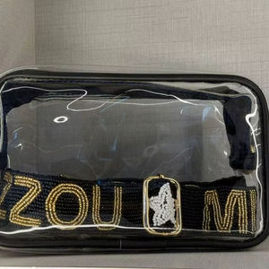 Sangle de remplacement réglable faite à la main avec perles décoratives et ferrures dorées pour sac à main ou bandoulière - Product Image 1