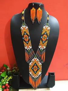 Collar de joyería de moda, collares de cuentas de semillas de vidrio hechos a mano personalizados en diseño geométrico, cuentas de flecos, colores y patrones - Product Image 3