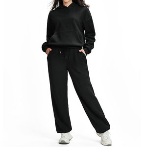 Ensemble de survêtement pour femme, jogging deux pièces, sweat-shirt et short unis au-dessus du genou, vêtements de sport pour le printemps/été, style streetwear propre - Product Image 1