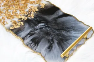 ถาดโต๊ะเครื่องแป้งเรซิ่นมันวาวดีไซน์เพรียวบางสำหรับขวดน้ำหอมแปรงและเทียนตกแต่งเรซิน - Product Image 3