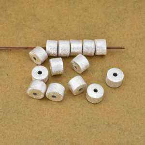 ส่วนประกอบการค้นหาลูกปัดโลหะทองเหลืองรูปทรงกลอง6มม. พร้อมการชุบทองขัดเงาสำหรับการทำเครื่องประดับและเครื่องราง - Product Image 3