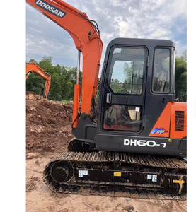 Excavatrice sur chenilles d'occasion Doosan 60, Daewoo 6 tonnes Dx60c, équipement de chargement et de terrassement avec moteur importé - Product Image 5