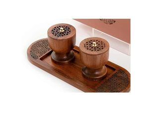 Brûleur d'encens élégant en bois d'acacia islamique, écologique, conçu pour les espaces de prière et les rituels spirituels, décoration arabe pour la maison - Product Image 3