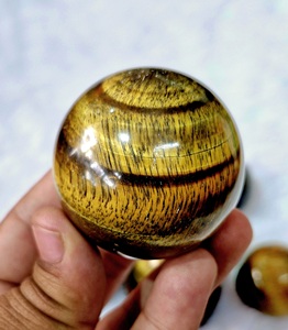Esfera de Ojo de Tigre Natural para Fuerza Mental y Coraje, Cristales de Sanación Reiki Feng Shui Vastu, Energía de Aura de Chakra, 50-55 mm - Product Image 1