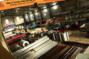 Toiture en acier PPGL isolée en mousse de 50 mm - Product Image 1