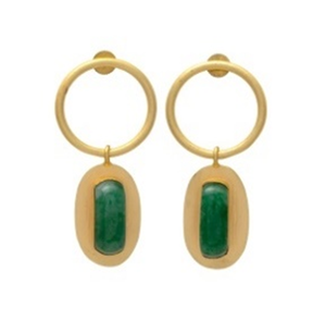 Élevez votre style avec les boucles d'oreilles en forme unique de pierre précieuse Marvel Onyx vert en laiton plaqué or - Product Image 1