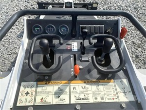 CE 2021 BOBCAT MT100 ราคาถูกและอยู่ในสภาพดีพร้อมความทนทานสูงสุดและความสามารถในการติดตั้งขั้นสูงติดตามกระแทกเลื่อน - Product Image 2