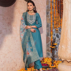 Viscos Roman Seda y Jacquard con estampado digital hecho a mano Kurti - Product Image 2