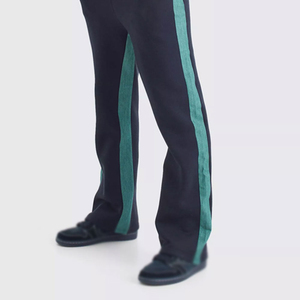 Conjunto de chándal acampanado de dos piezas para hombre, último diseño de 2025, chándal acampanado informal de moda liso teñido para hombre a la venta - Product Image 6