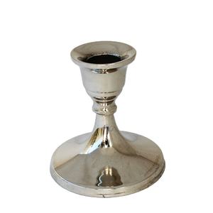 Bougeoir créatif en métal argenté de qualité Vente en gros Maison Salon Table Bougeoir décoratif à prix abordable - Product Image 6