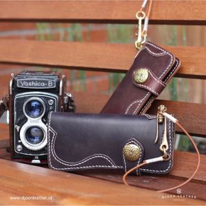 Portefeuille long en cuir classique fait à la main, organisateur vintage, fermeture à bouton de qualité supérieure pour un usage quotidien, fabriqué à la main en Indonésie - Product Image 2