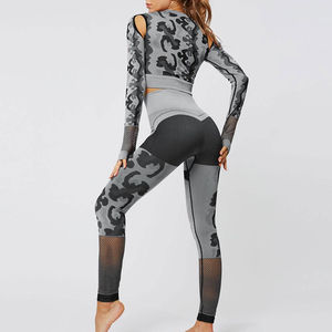 Meilleures ventes, ensembles de leggings et de soutiens-gorge pour femmes très à la mode, concevez votre propre ensemble de yoga pour femmes Slim Fit pour adultes, service OEM - Product Image 5
