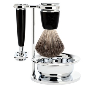Nouveau Kit de Rasage pour Homme 2025 avec Rasoir Double Lame, Brosse à Barbe en Poils de Blaireau et Brosse à Corps pour Rasage Humide – Coffret Cadeau pour Père et Mari - Product Image 1