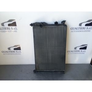 RADIATEUR À EAU RENAULT Scenic RX4 7700425842 F4RC7 Essence 2000 (00>03) - Product Image 1