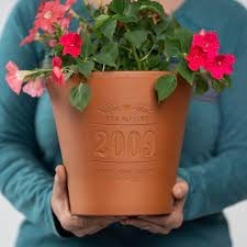 Maceta de madera grabada personalizada - Product Image 4