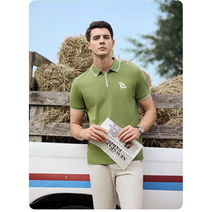 Polo à fermeture éclair tendance pour homme avec tissu confortable et look élégant Polo à fermeture éclair pour homme - Product Image 4
