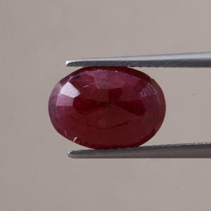 Giá tốt nhất ban đầu màu hồng <span class=keywords><strong>Ruby</strong></span> đá Hạt Vòng Cổ nghìn tỷ đá quý trang sức làm vật liệu hình bầu dục 4.56 Carat IGI chứng nhận - Product Image 2