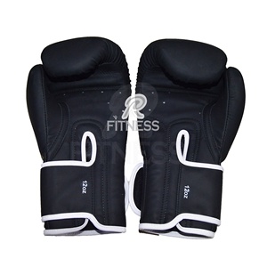 Gants de boxe sur mesure en cuir noir/rouge, antidérapants, fermeture auto-agrippante, vêtements de fitness RC, entraînement en salle de sport, logo PVC - Product Image 3