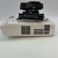Disponible dès maintenant - Projecteur 3LCD EB-L210SW WXGA 4 000 lumens