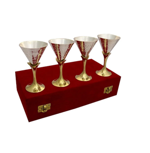 Copa de vino martillado acabado antiguo dorado, venta al por mayor de latón, diseño personalizado, copa de vino de Metal hecha a mano - Product Image 3