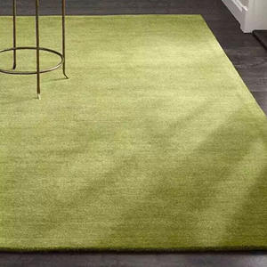 Tapis de luxe en laine fait main vert uni tapis minimaliste tufté à la main doux durable tapis moderne personnalisé - Product Image 3