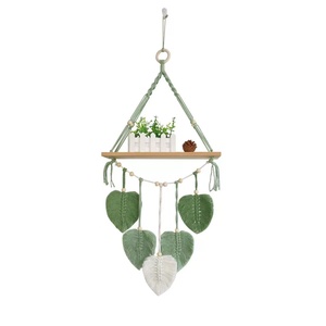 Étagère suspendue bohème en <span class=keywords><strong>macramé</strong></span> avec guirlande de pompons en forme de feuilles, support mural flottant en corde de coton fait main pour plantes et décoration intérieure - Product Image 5