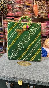 Bolsa de regalo hecha a mano con estampado de Bandhej Vintage con dos asas, regalo de regreso de boda de hombro a la moda para invitados - Product Image 3